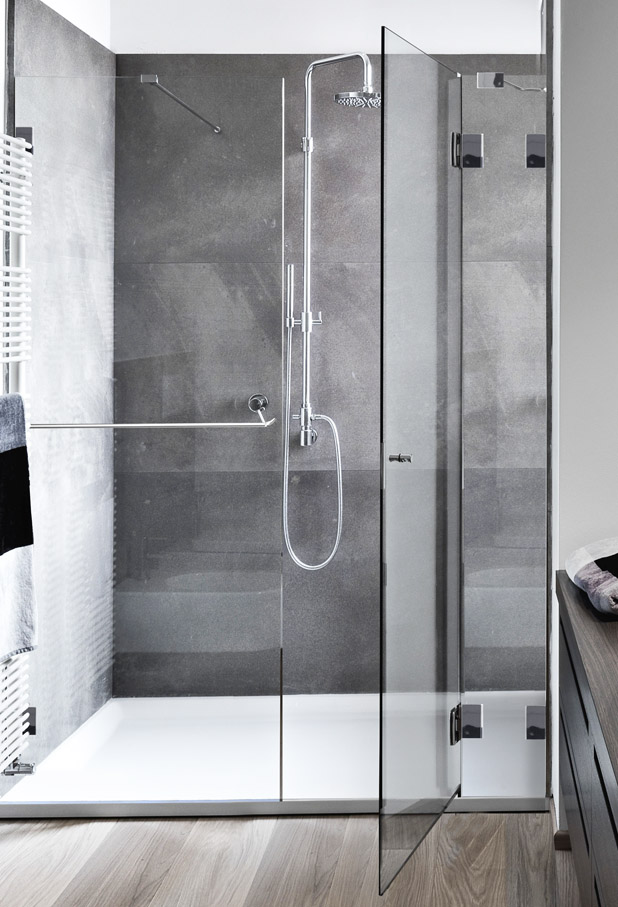 Cabine de douche à porte en niche - B2X Cabine de douche à porte en niche - B2X