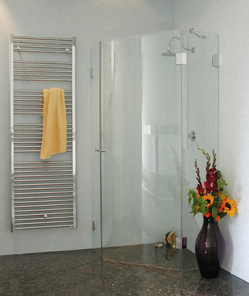 ACF, Fünfeck-Duschkabine, Innentüre, Glas klar, verchromt, H=195cm ACF, Fünfeck-Duschkabine, Innentüre, Glas klar, verchromt, H=195cm