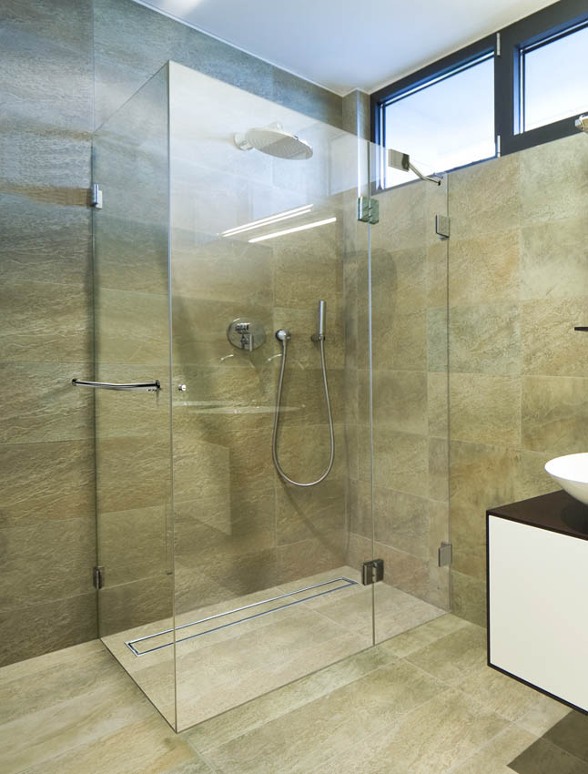 Douche d'angle affleurante - paroi fixe - B2S Douche d'angle affleurante - paroi fixe - B2S